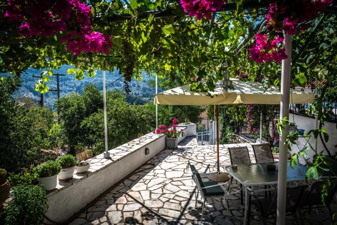 Petrinο Katochori Apartment Katokhorion  Bagian luar foto