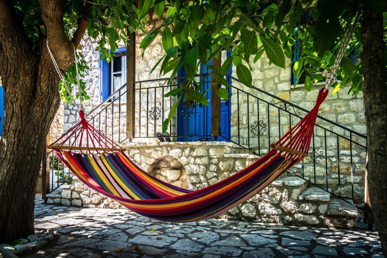 Petrinο Katochori Apartment Katokhorion  Bagian luar foto